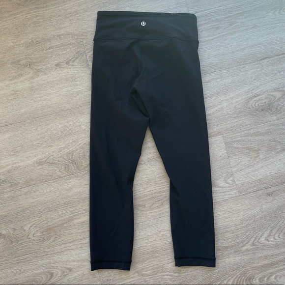 Lululemon 21” reversible leggings - Picture 5 of 5